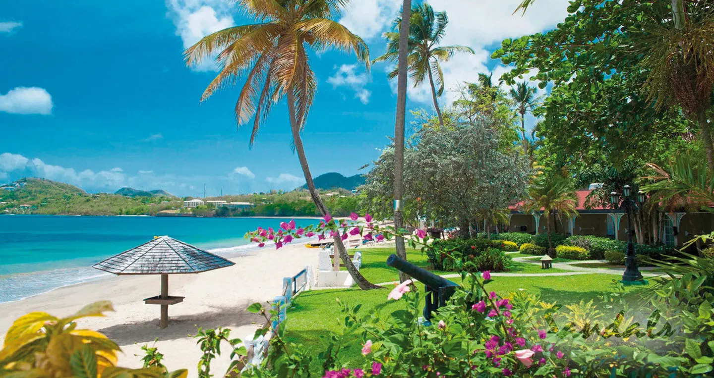 Sandals Halcyon Beach St. Lucia Strand