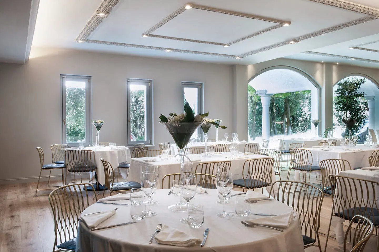 See Bay Hotel Restaurant