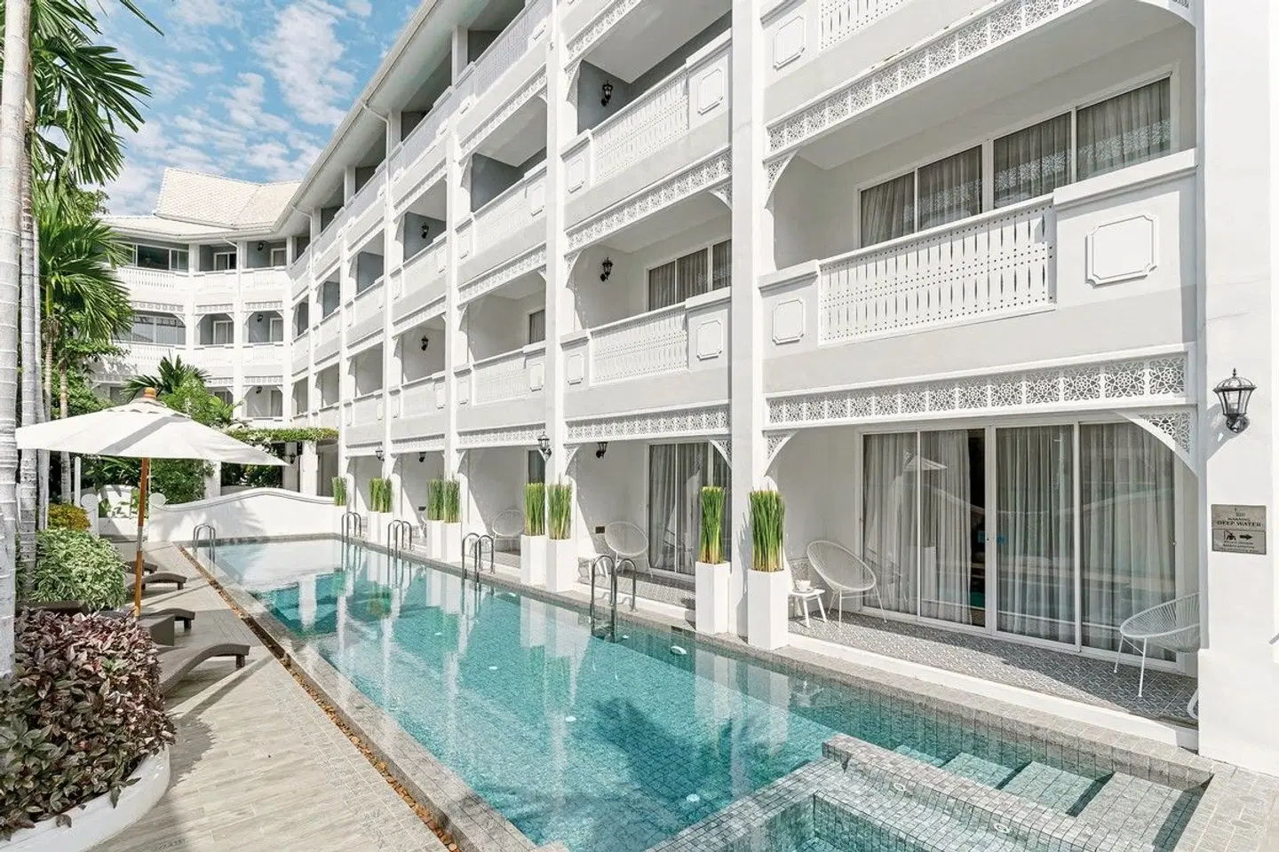 Away Chiang Mai Thapae Resort - A Vegan Retreat OUTDOOR_POOL