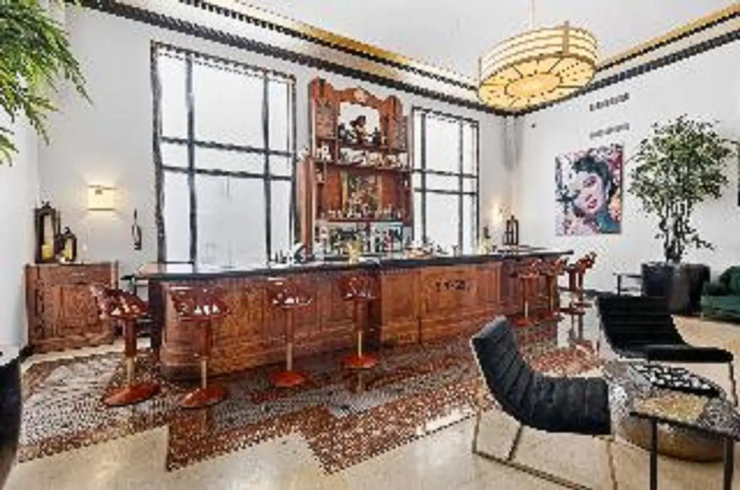 The National Hotel Bar