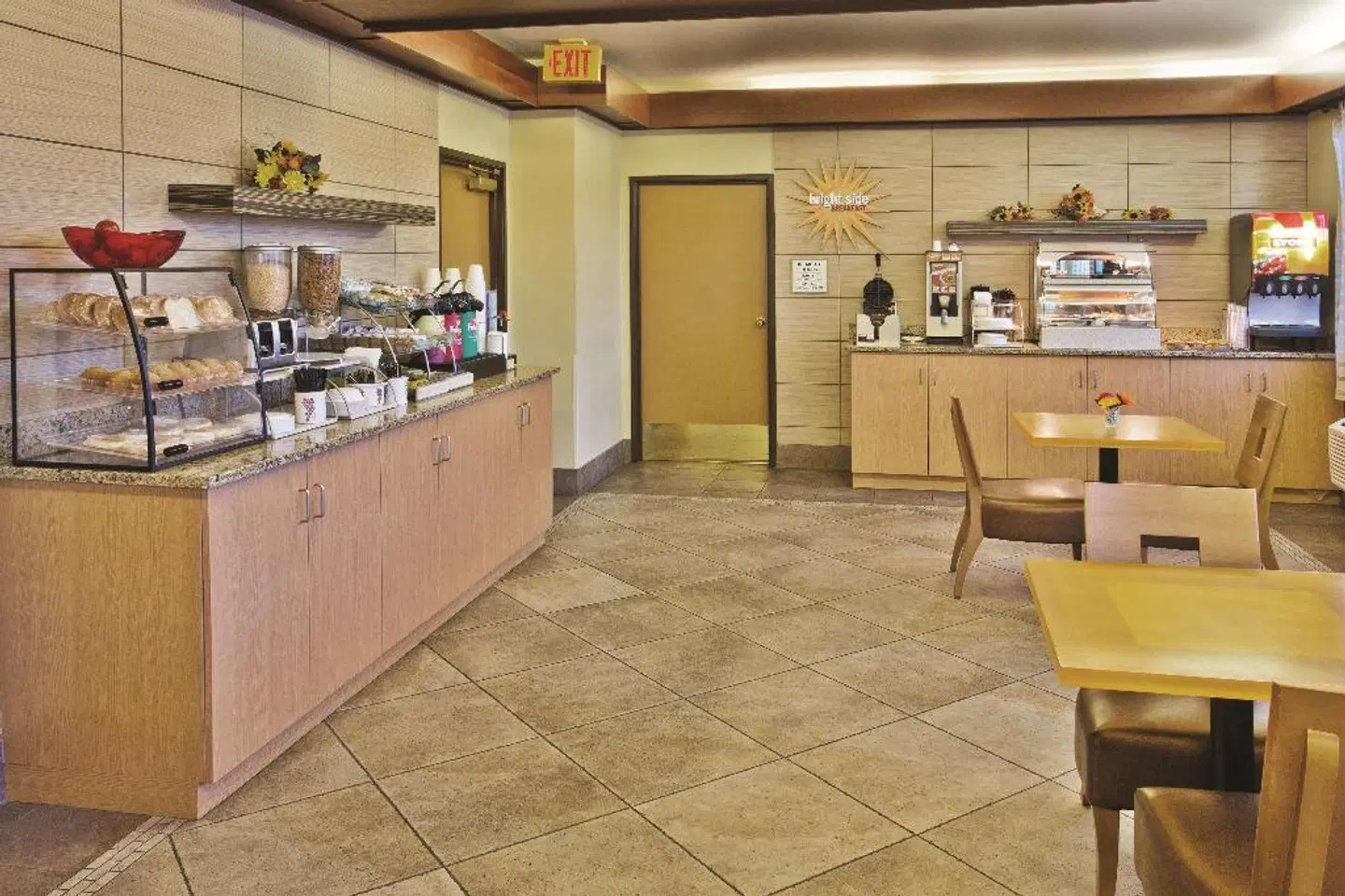 La Quinta Inn & Suites Helena Bar