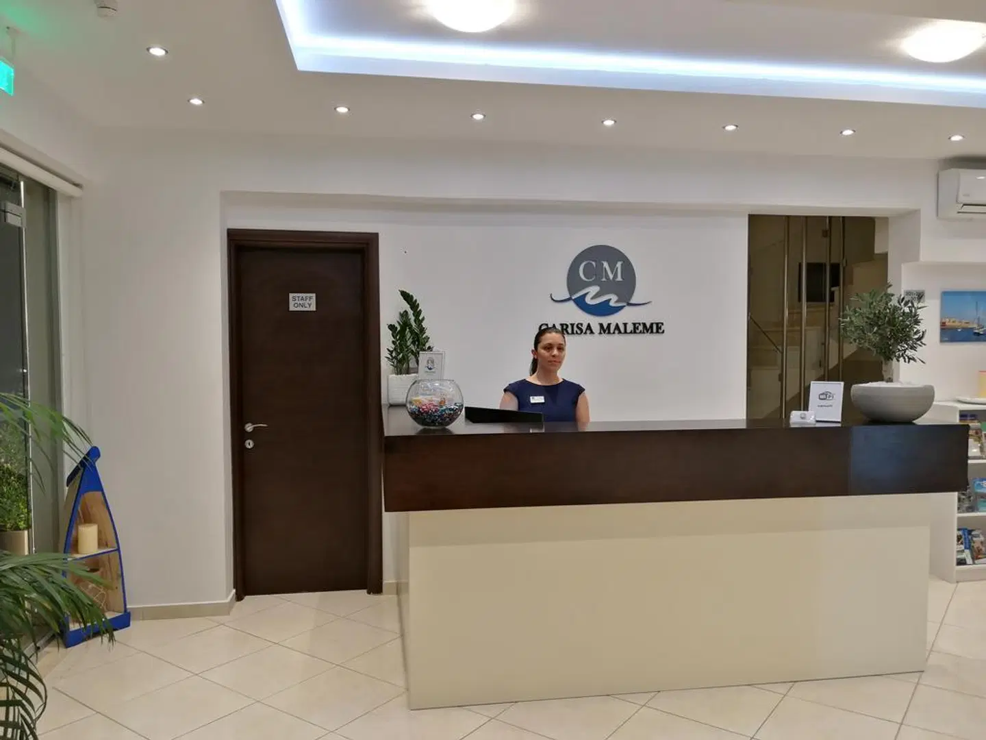 Carisa Maleme LOUNGE_LOBBY