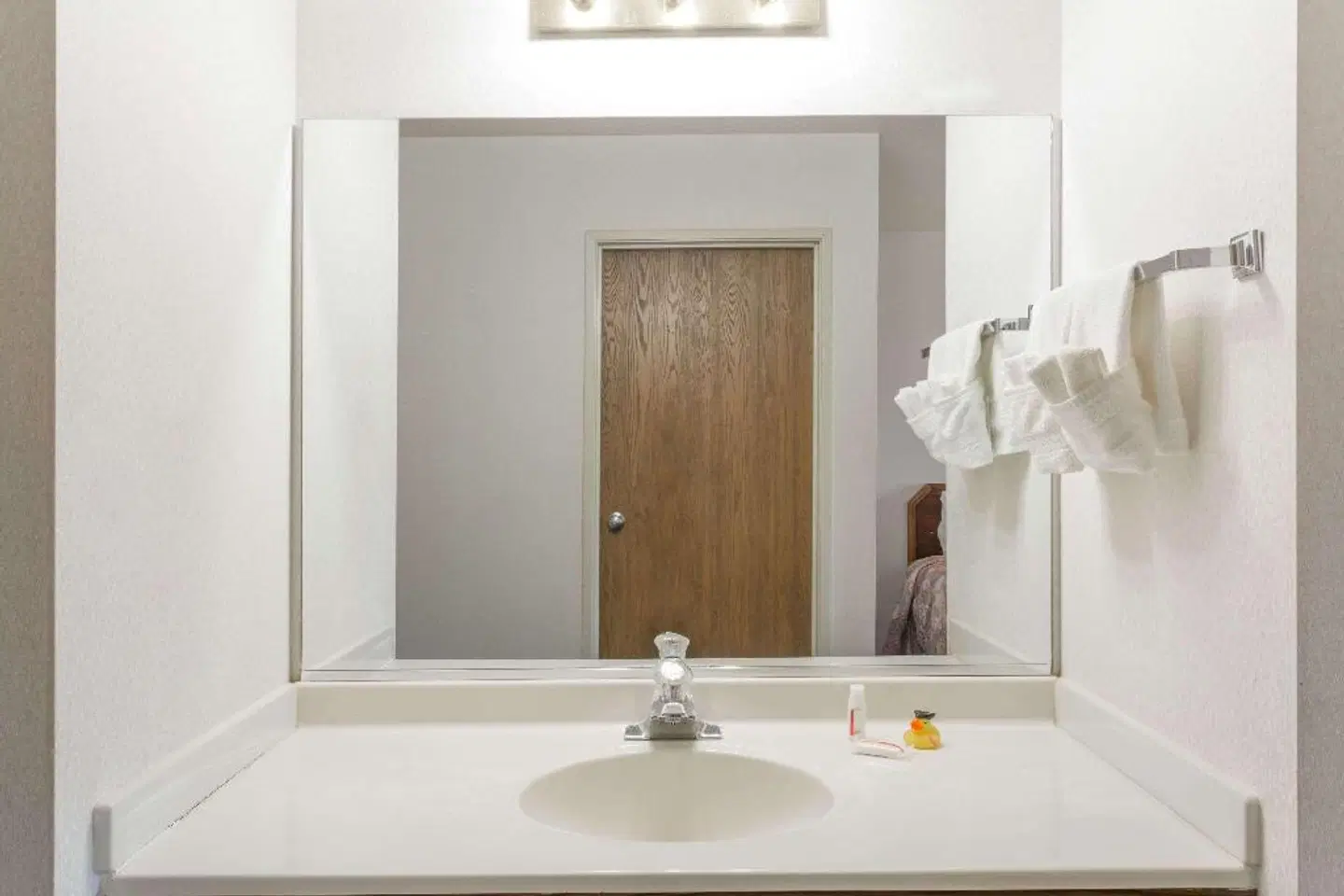 Days Inn by Wyndham Torrey Capital Reef Badezimmer