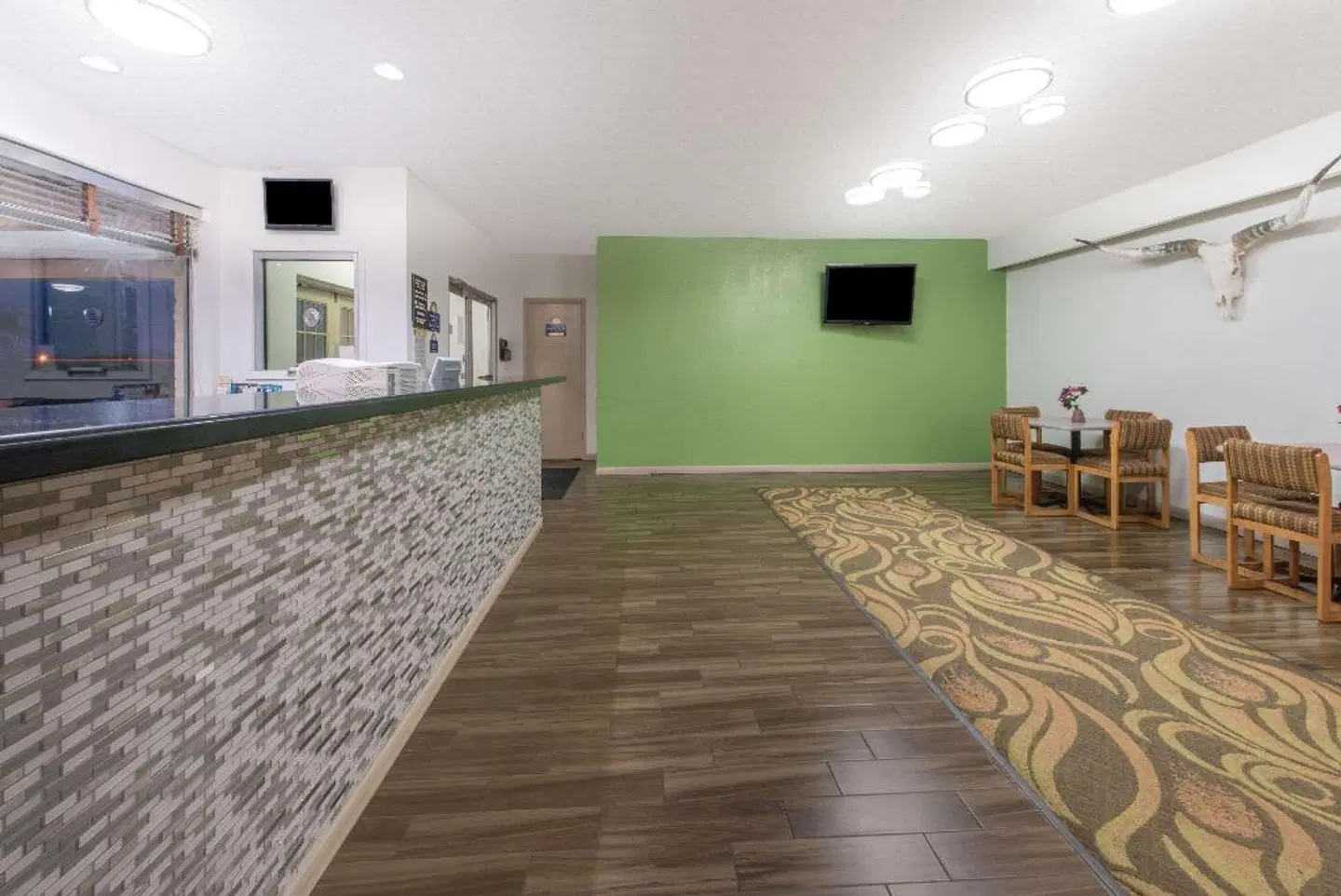 Days Inn by Wyndham Fort Worth West ROOM_EXAMPLE