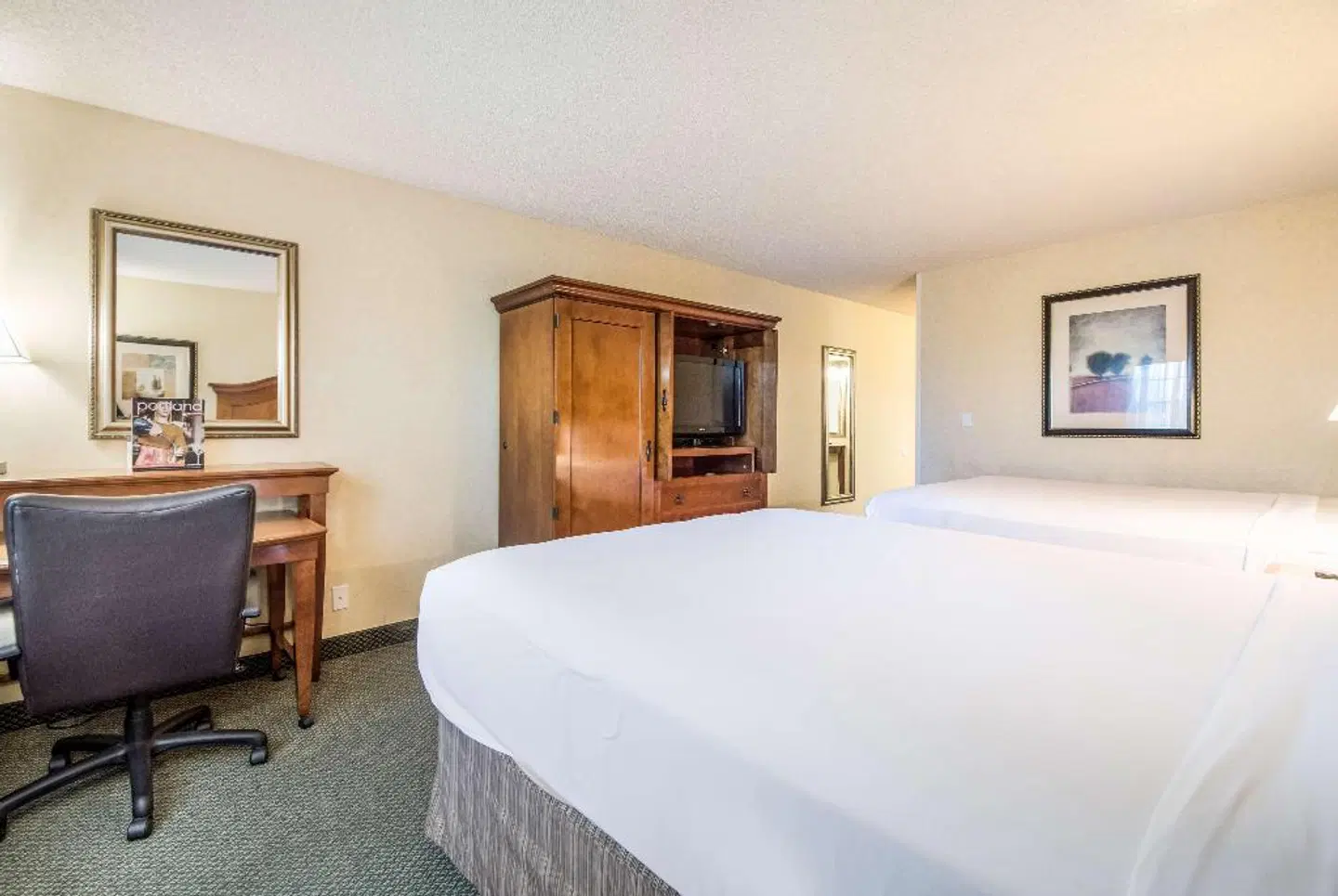 Red Lion Hotel Portland Airport ROOM_EXAMPLE
