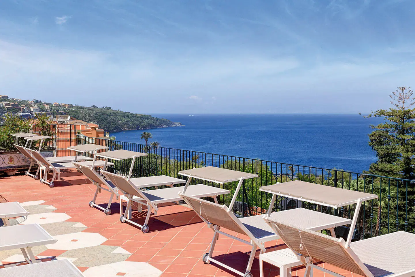 Grand Hotel de la Ville TERRACE