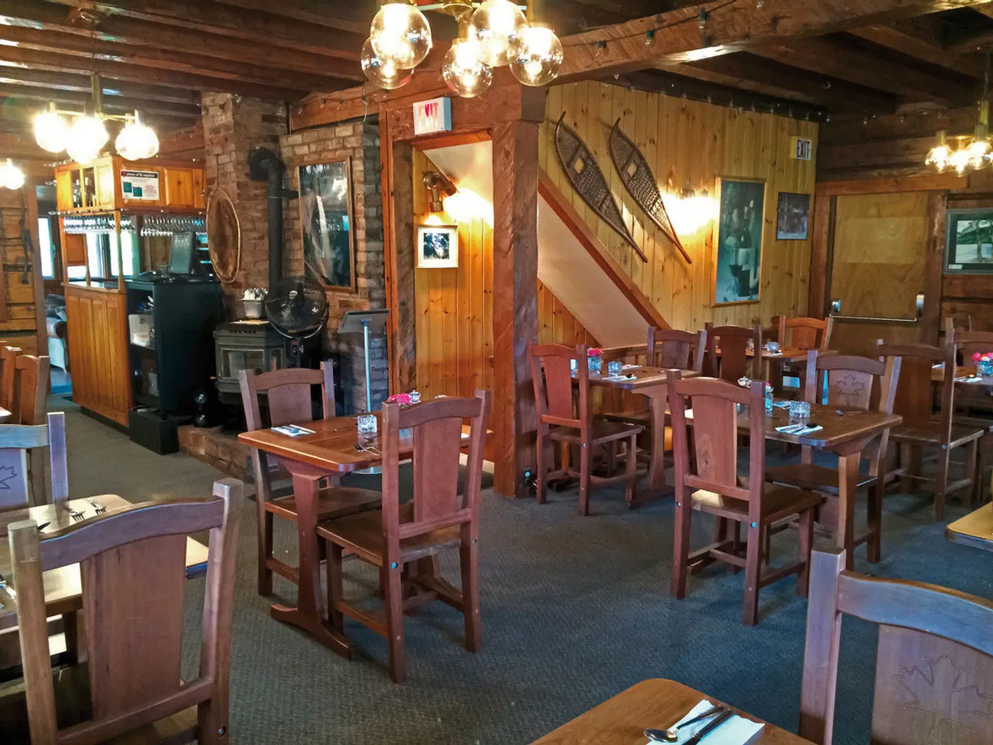 Helmcken Falls Lodge Restaurant