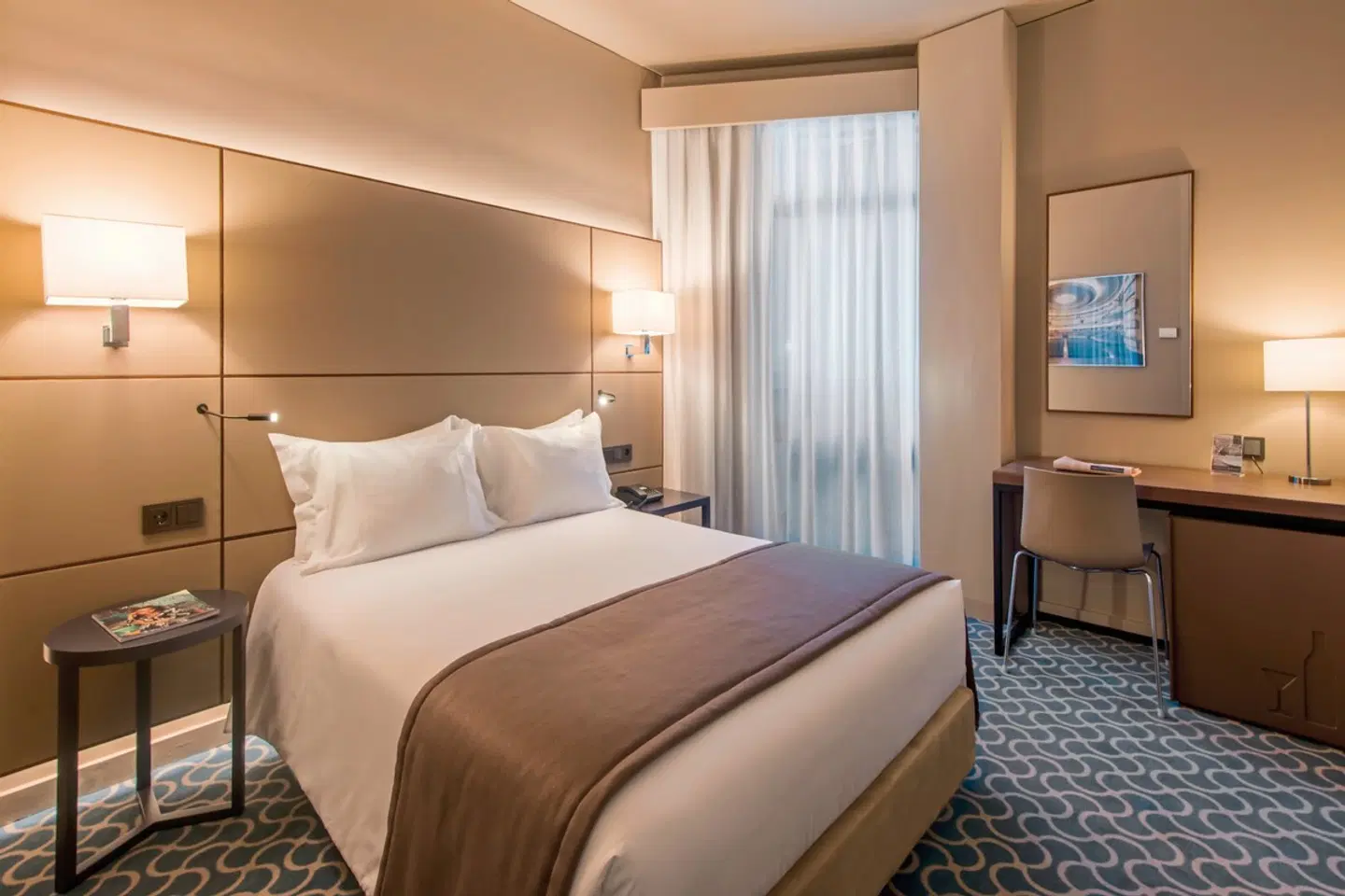 Dom Henrique Downtown ROOM_EXAMPLE