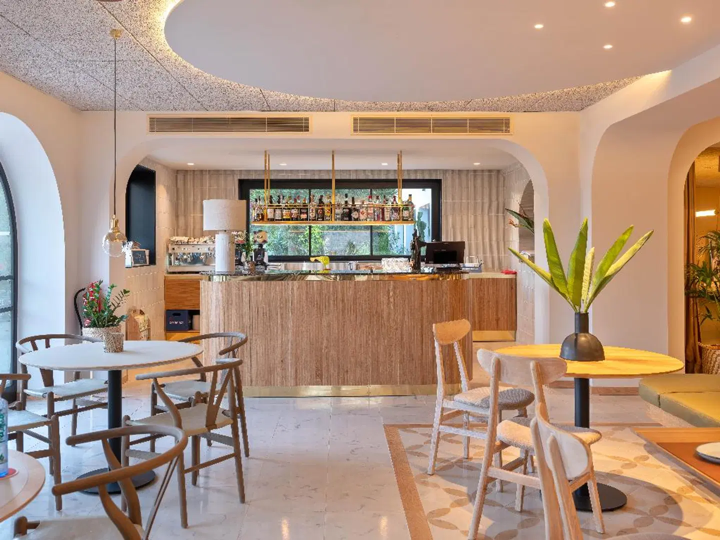 Bella Colina | Vintage Hotel est. 1953 Bar