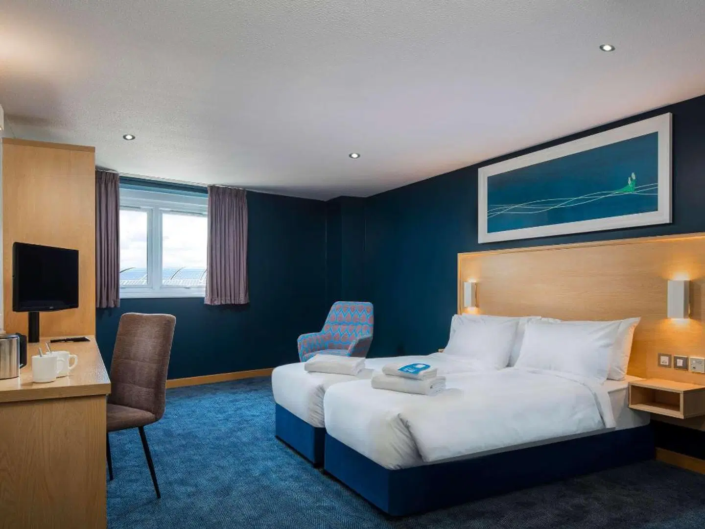 Travelodge London Central City Road Hotel ROOM_EXAMPLE