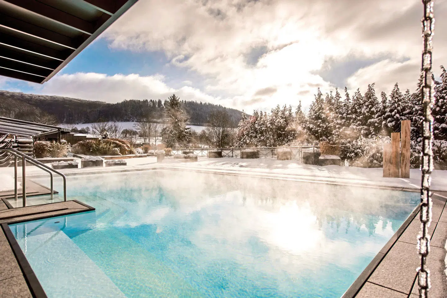 Göbel's Schlosshotel Prinz von Hessen OUTDOOR_POOL