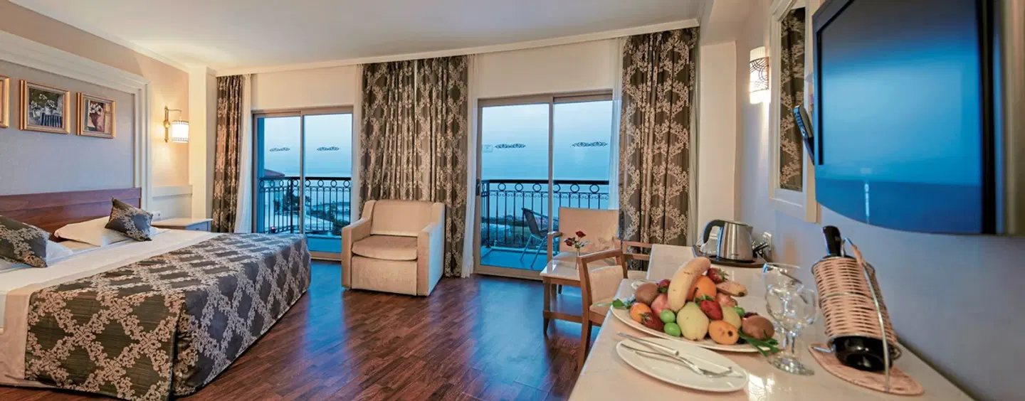 Alba Queen ROOM_EXAMPLE