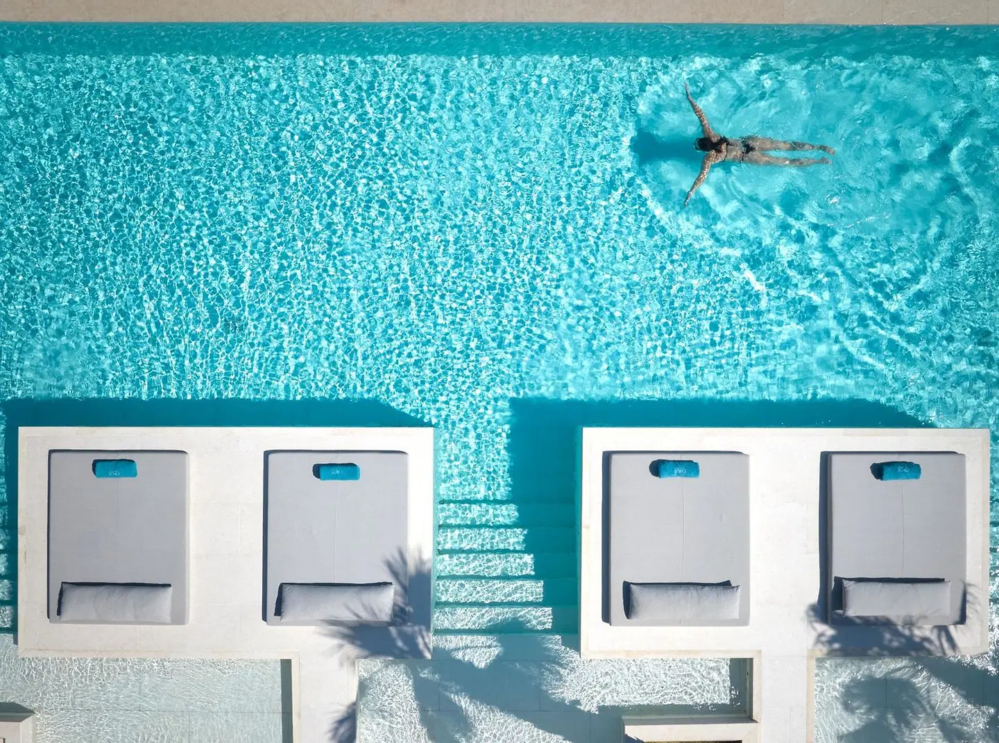 Oros Luxury Beach Resort OUTDOOR_POOL