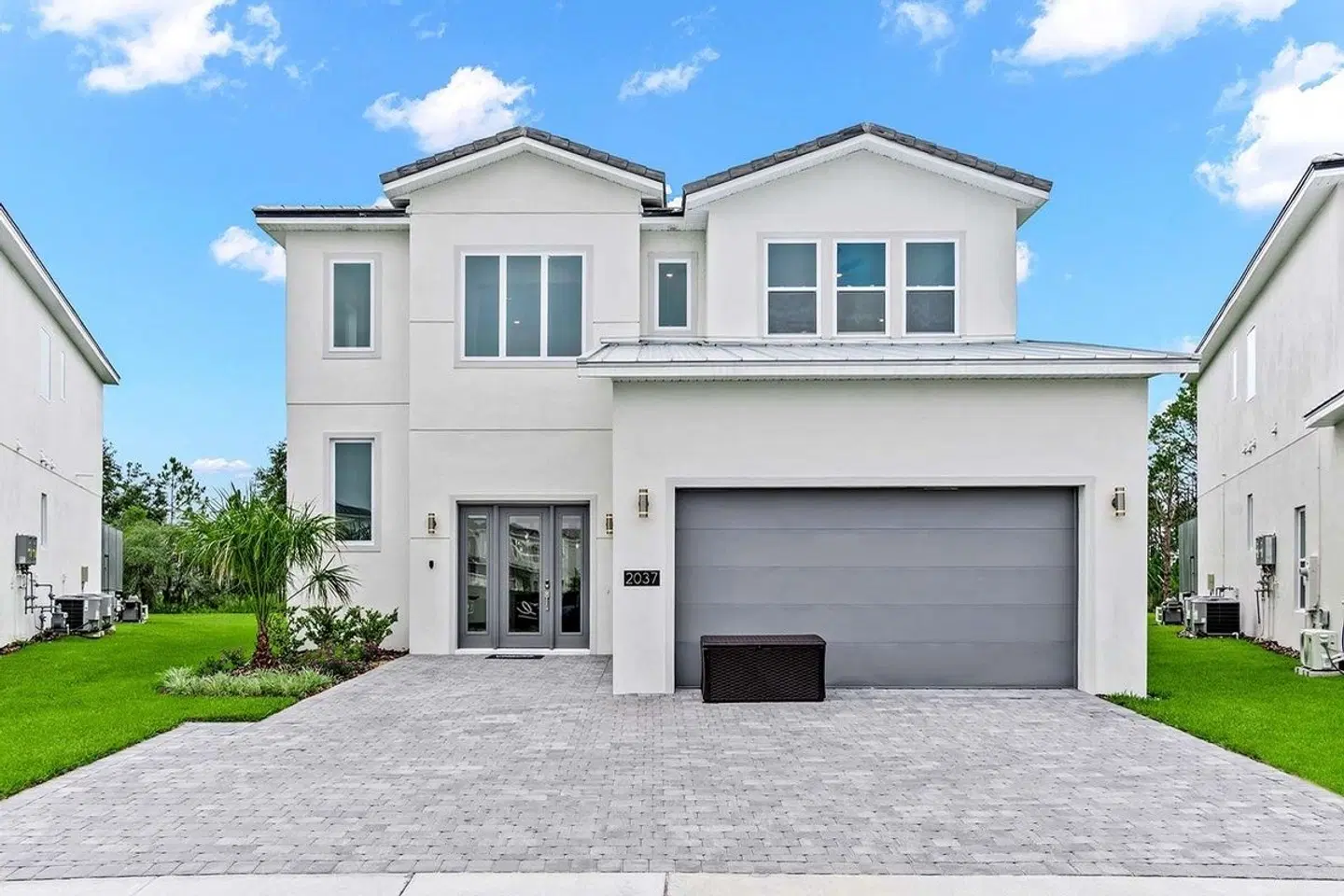 Solterra Resort by Villatel EXTERIOR