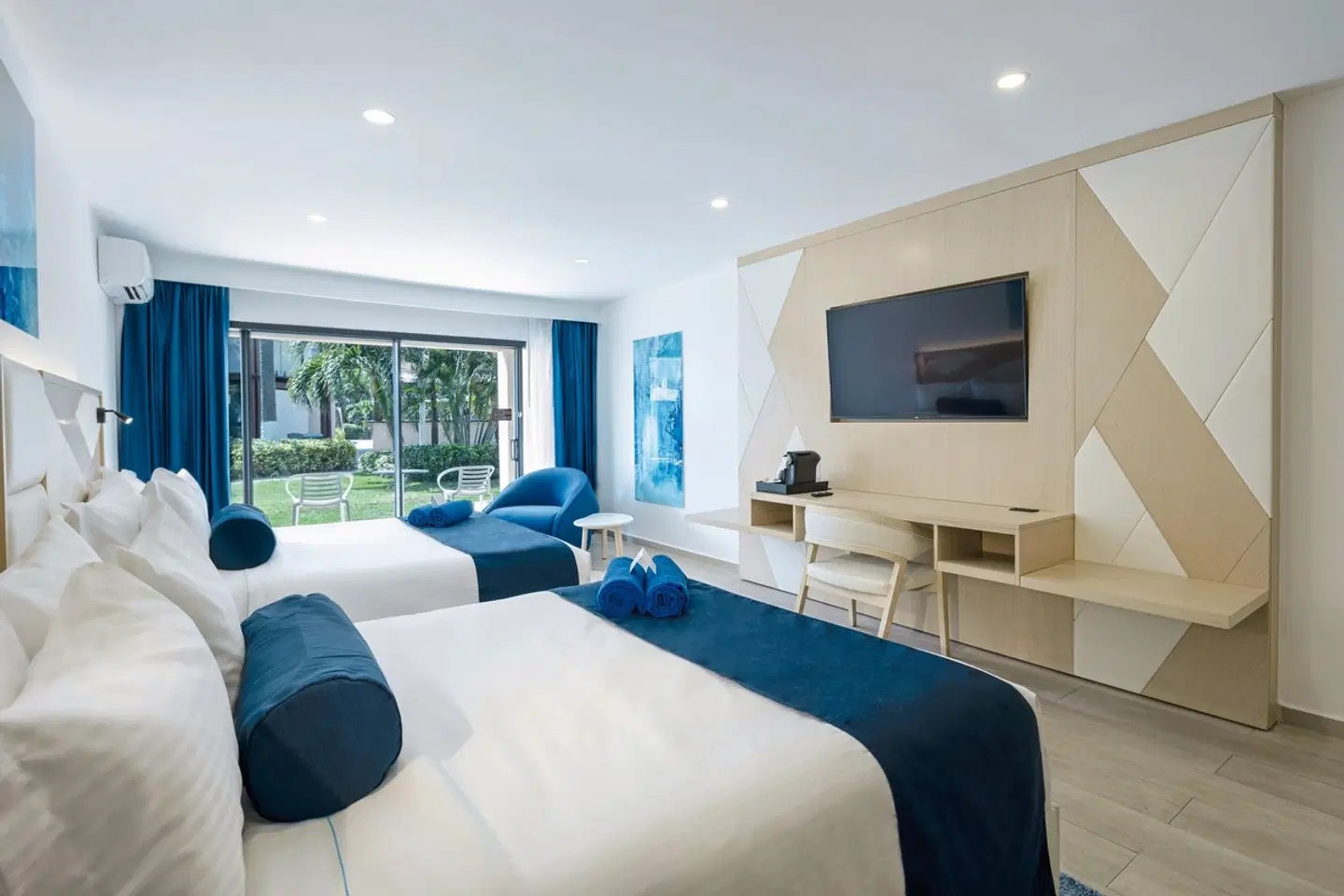 Divi & Tamarijn Aruba All Inclusives ROOM_EXAMPLE