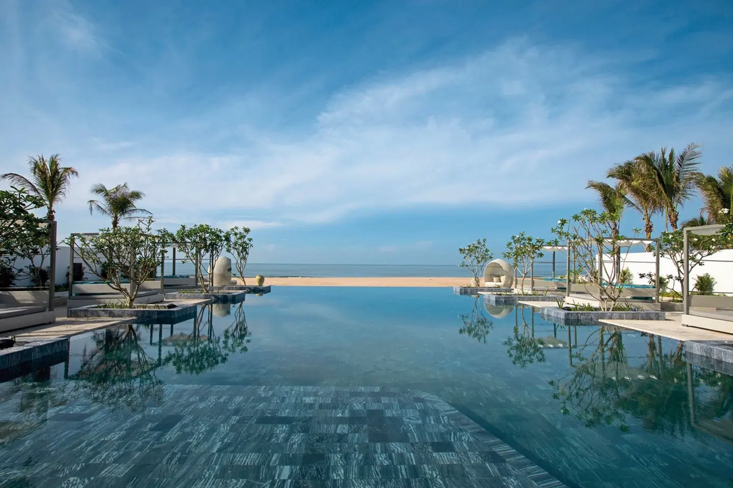 Meliá Ho Tram Beach Resort OUTDOOR_POOL