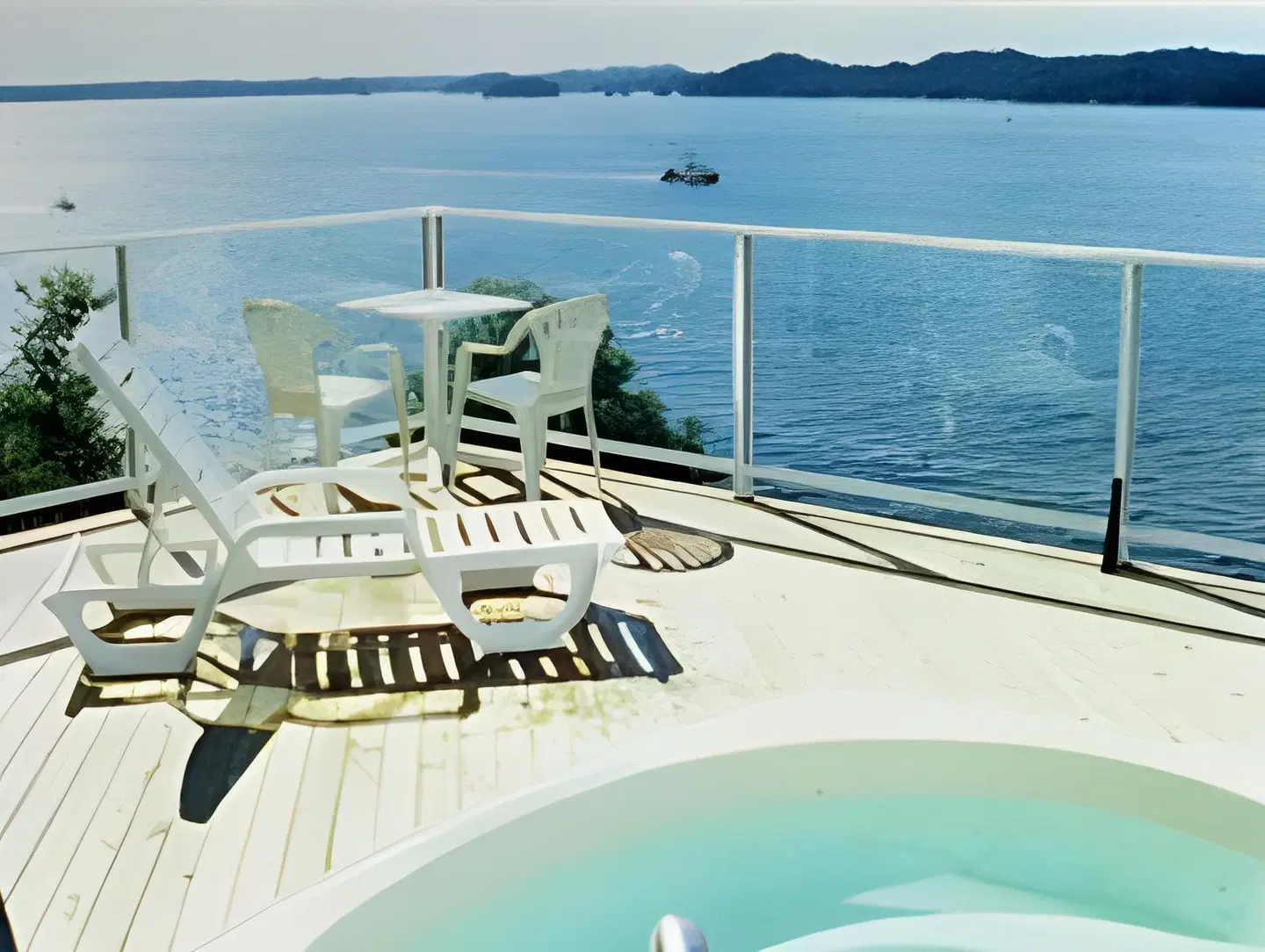 Crest Hotel OUTDOOR_POOL