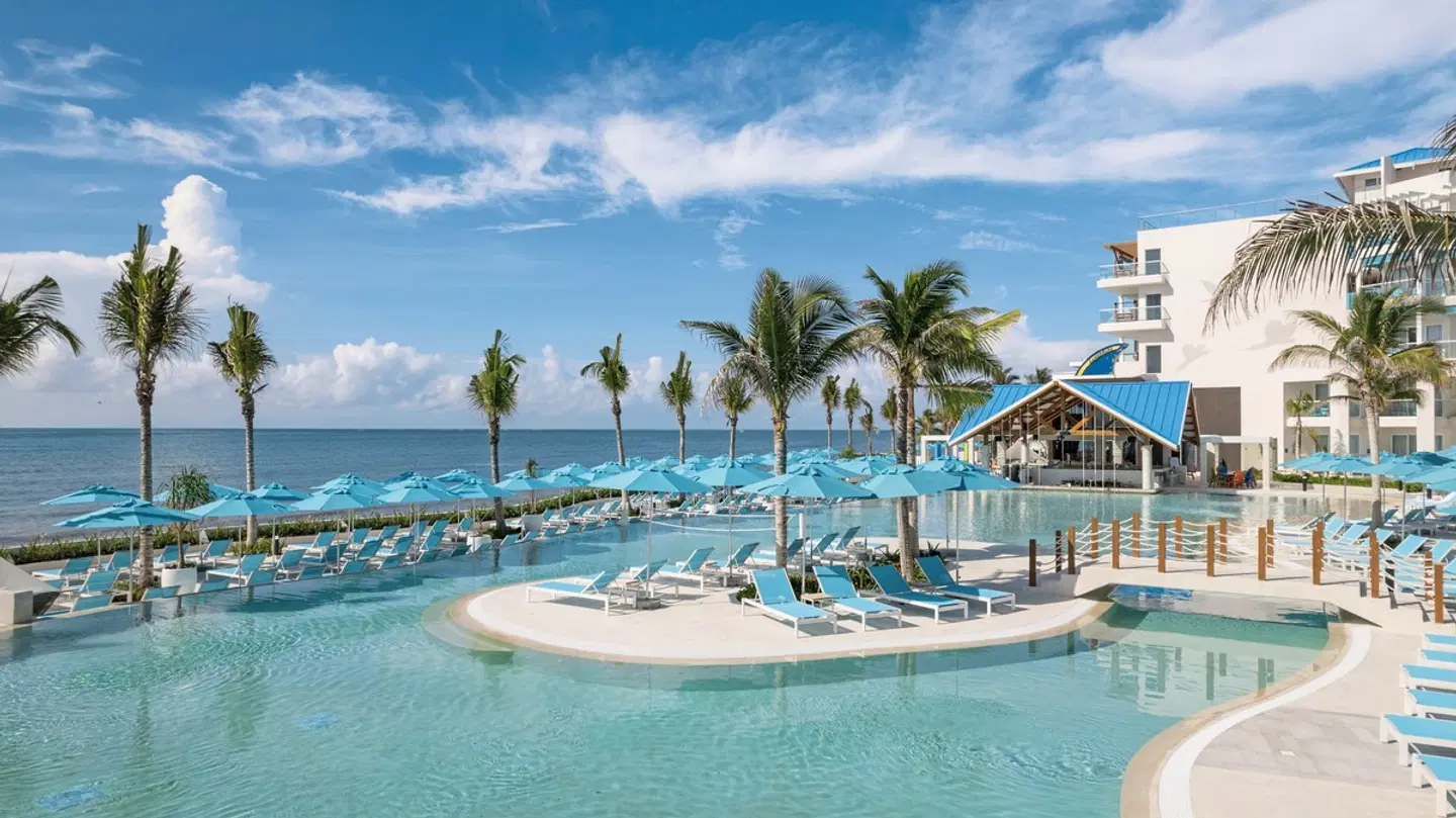 Margaritaville Island Reserve Riviera Maya by Karisma OUTDOOR_POOL