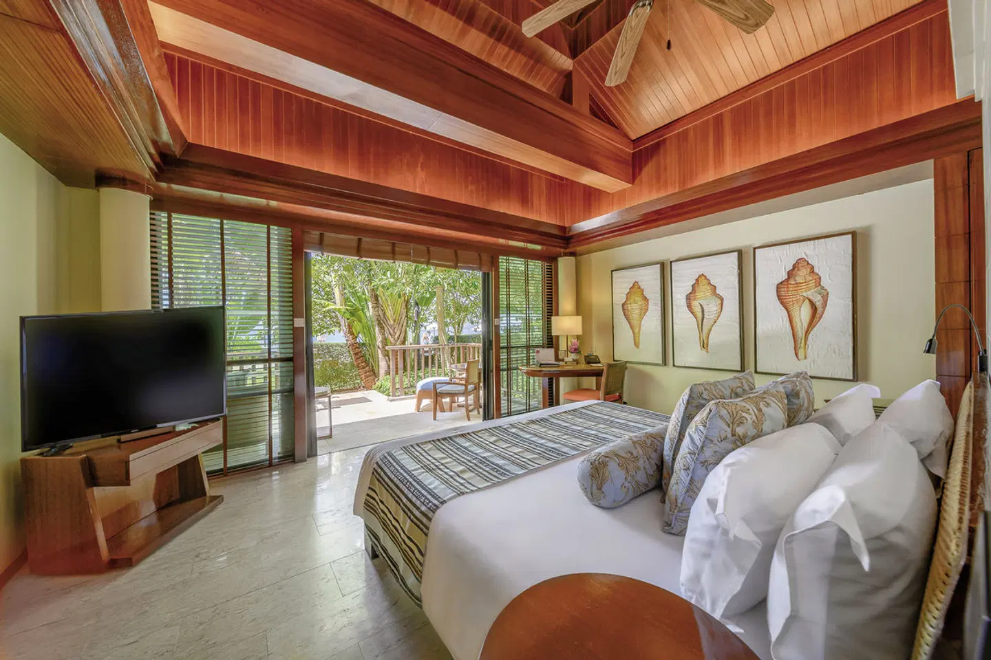 Centara Grand Beach Resort & Villas Krabi ROOM_EXAMPLE