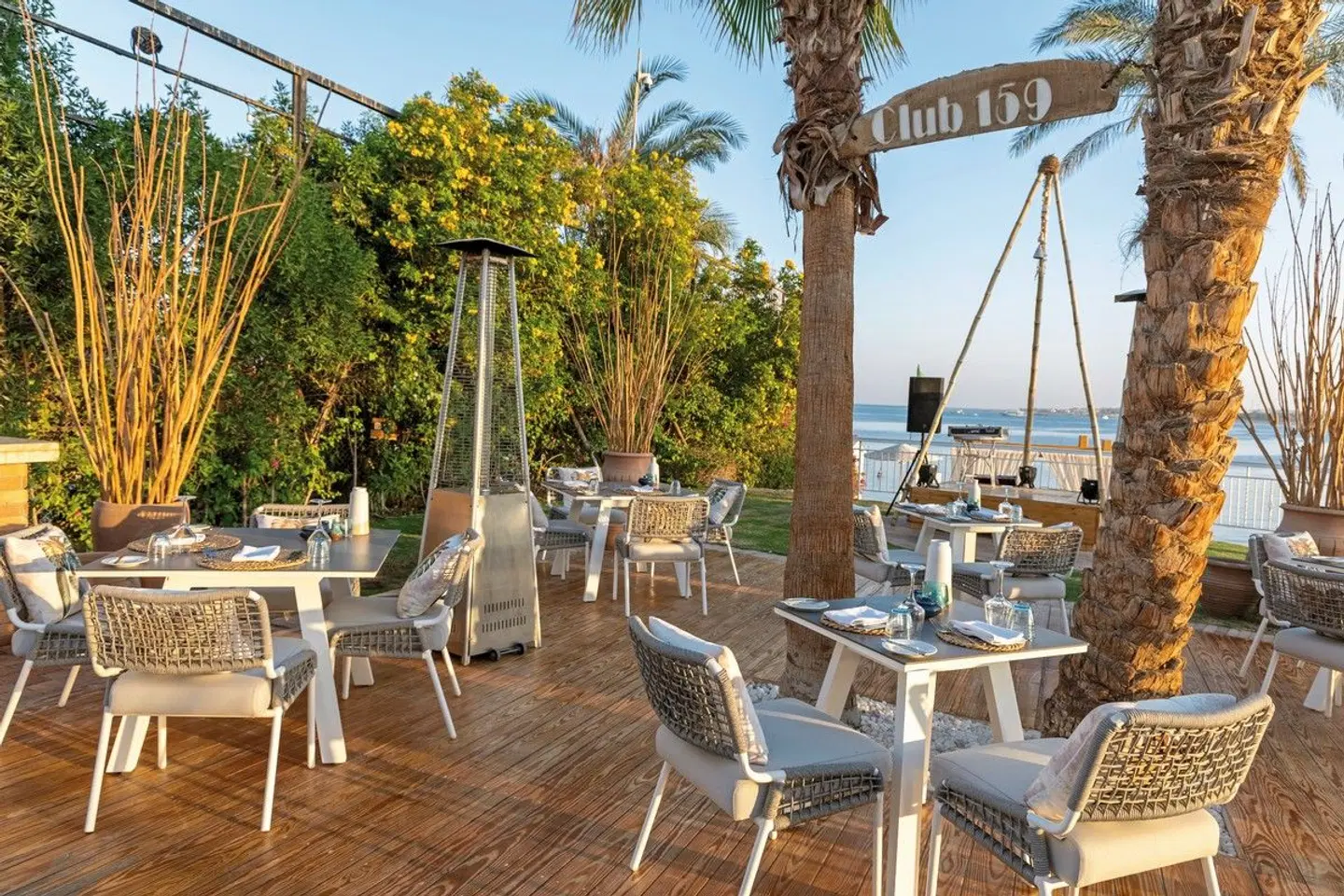 Fort Arabesque - The Villas Restaurant