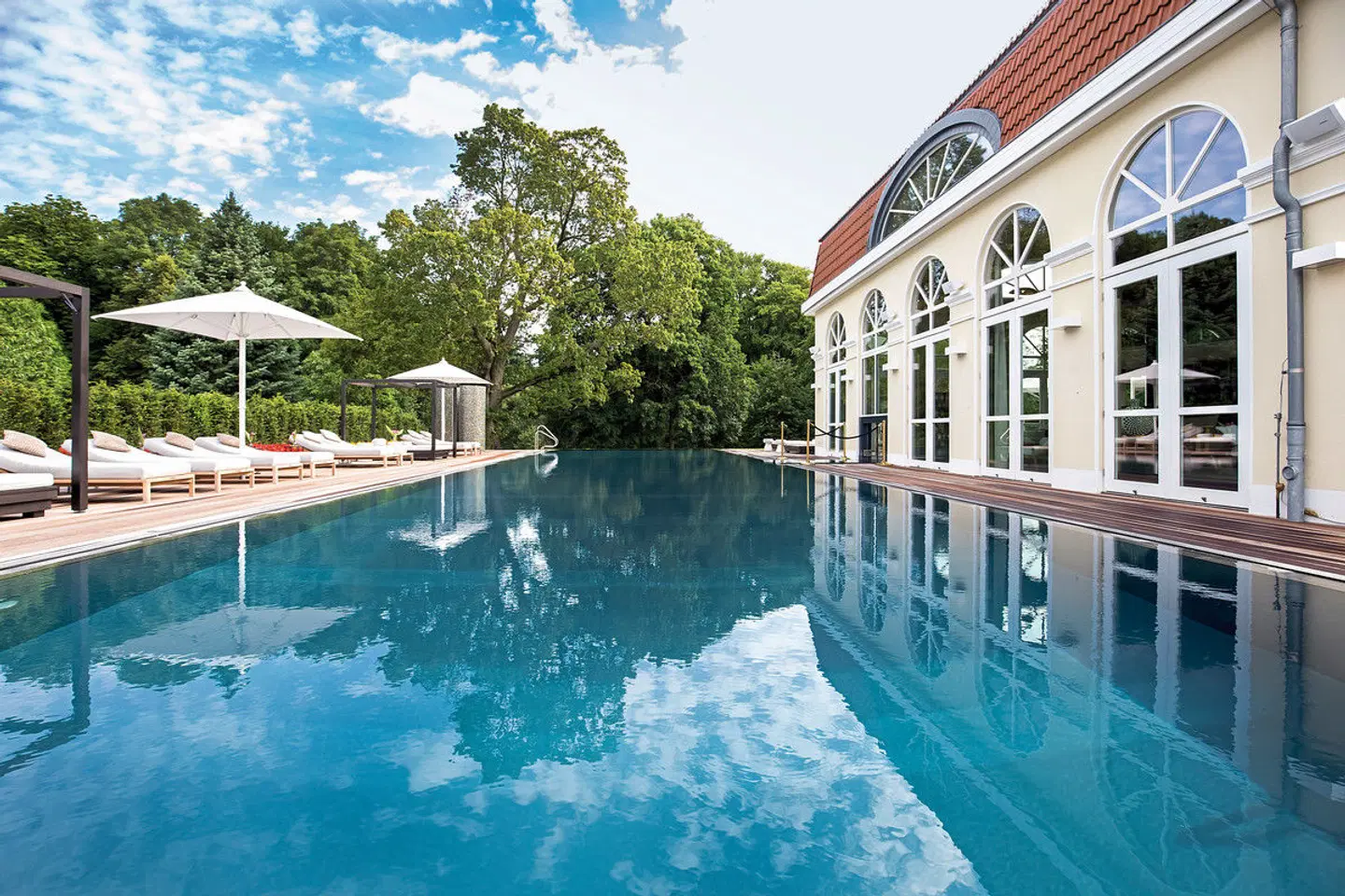 SCHLOSS Fleesensee OUTDOOR_POOL