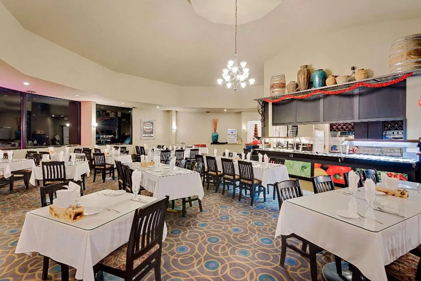 Ramada by Wyndham Kamloops Restaurant