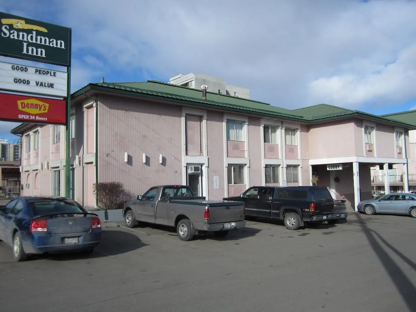 SANDMAN INN KAMLOOPS EXTERIOR