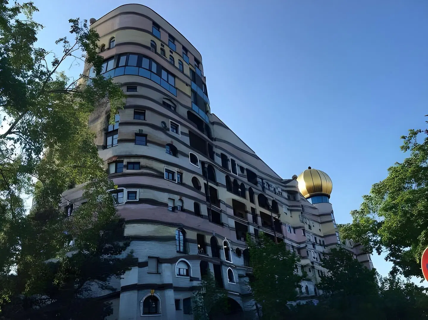 THE Darmstadt EXTERIOR