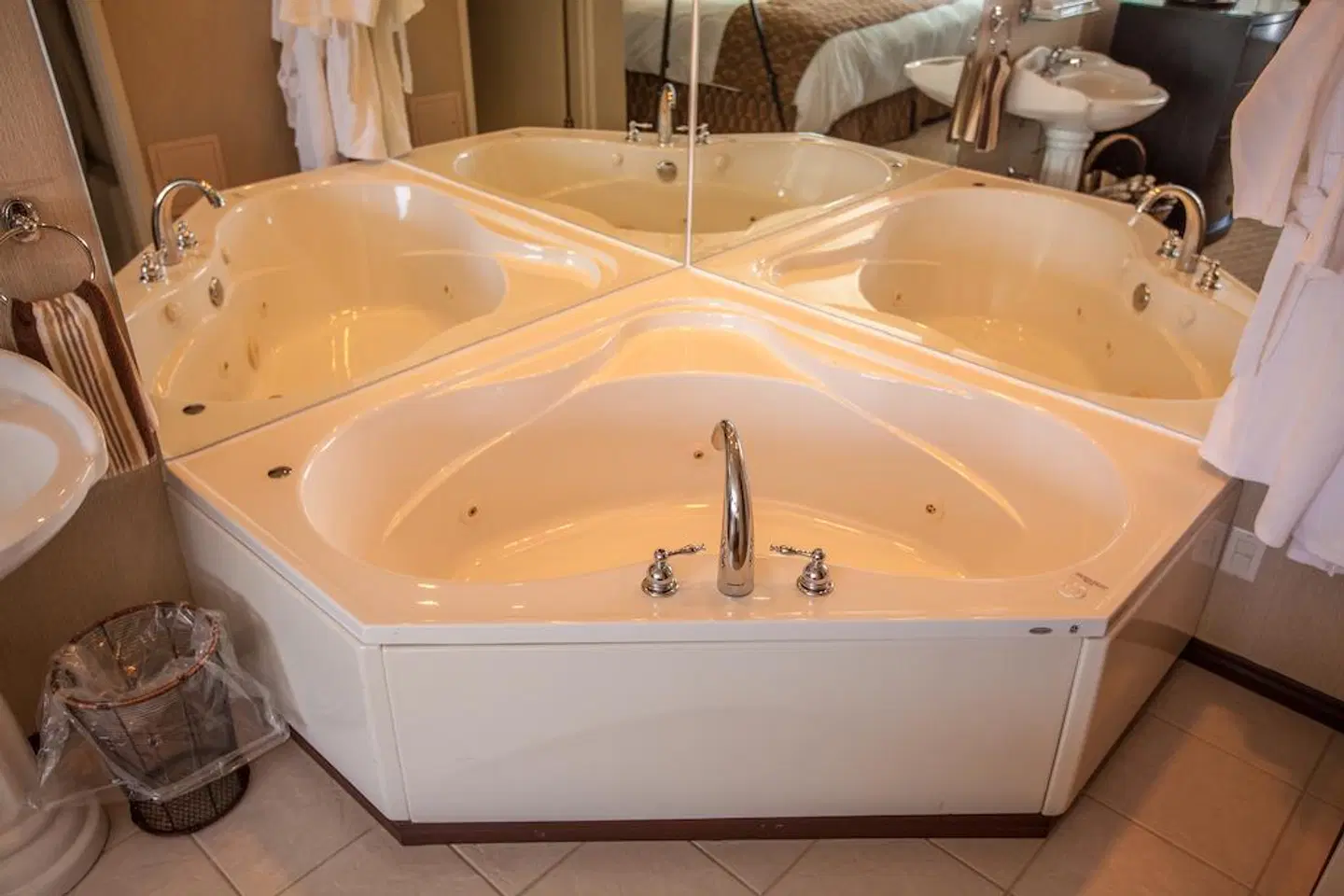 Clarenville Inn Badezimmer