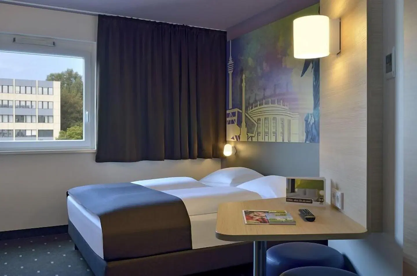 B&B Stuttgart-Vaihingen ROOM_EXAMPLE