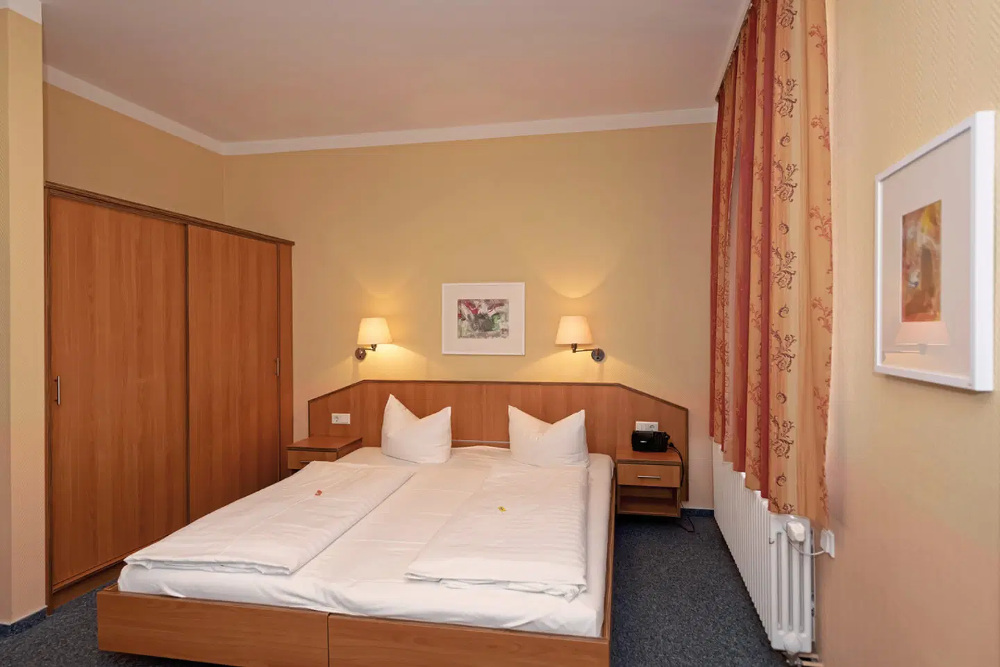 Hotel Europa ROOM_EXAMPLE