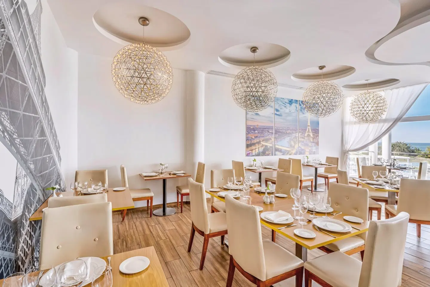 Meliá Costa Rey Restaurant