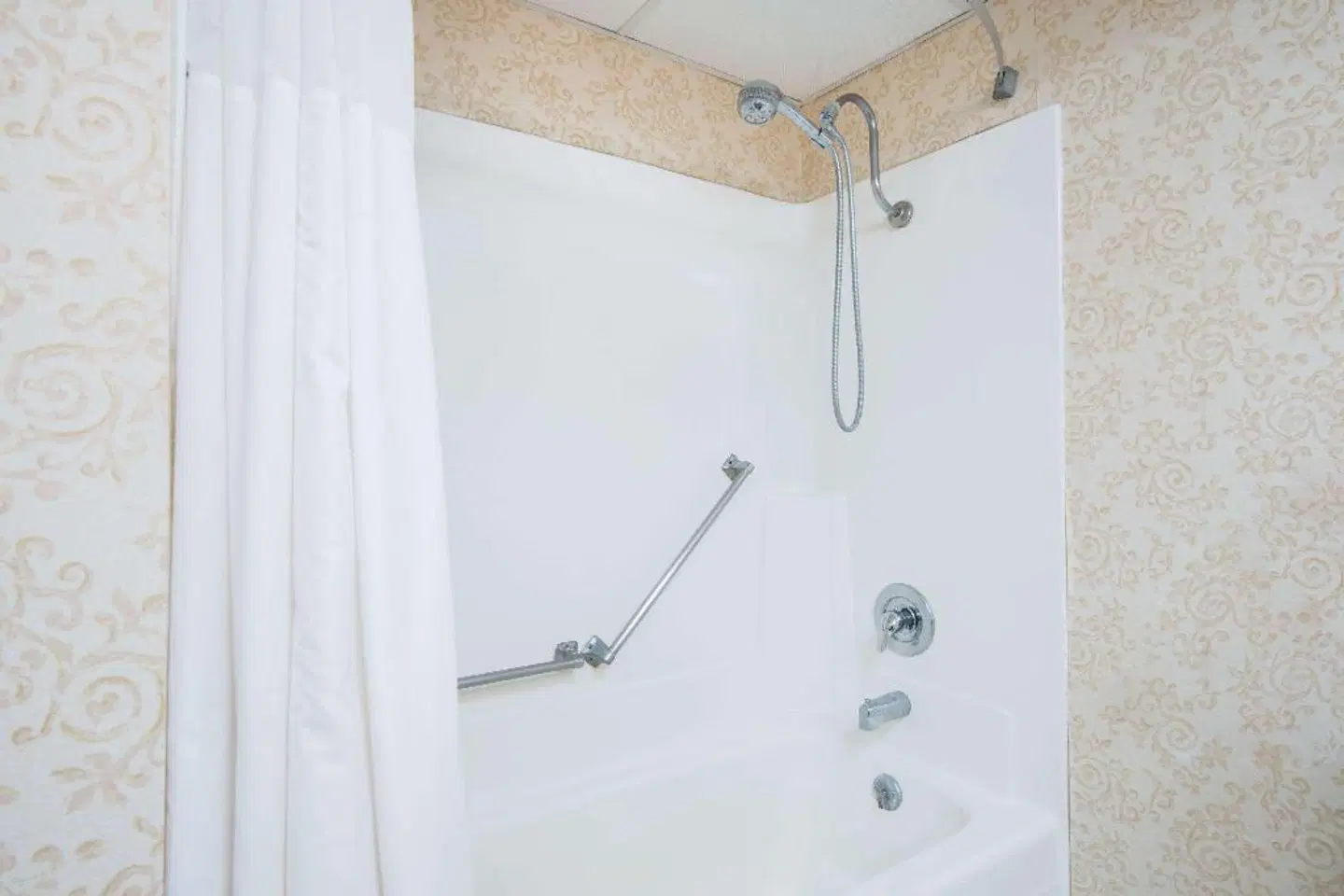 Red Lion Hotel Gillette Badezimmer