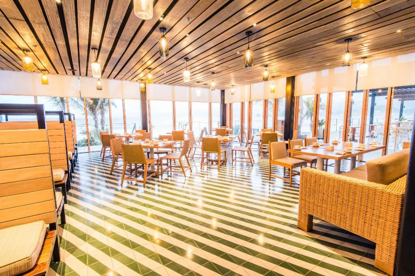 The Cape - a Thompson Hotel LOUNGE_LOBBY