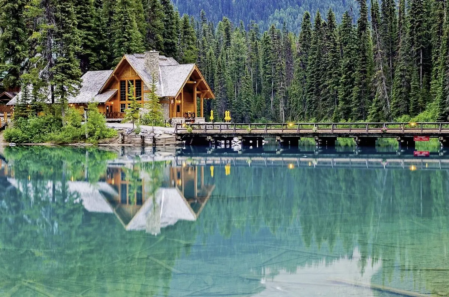 Emerald Lake Lodge OUTDOOR_POOL