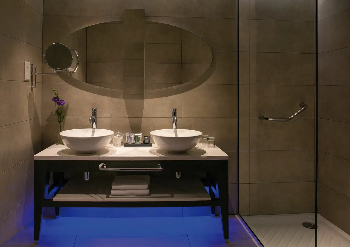 Vangelis Hotel & Suites Badezimmer