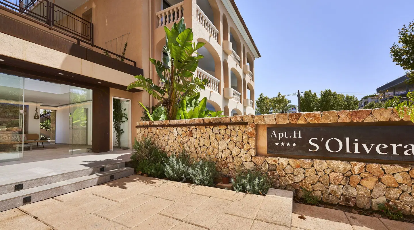 Apartamentos S'Olivera EXTERIOR