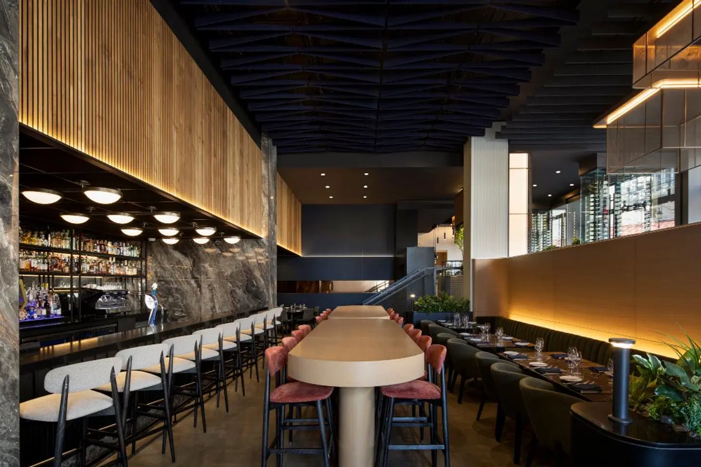 Le Westin Resort & Spa, Tremblant, Quebec Bar