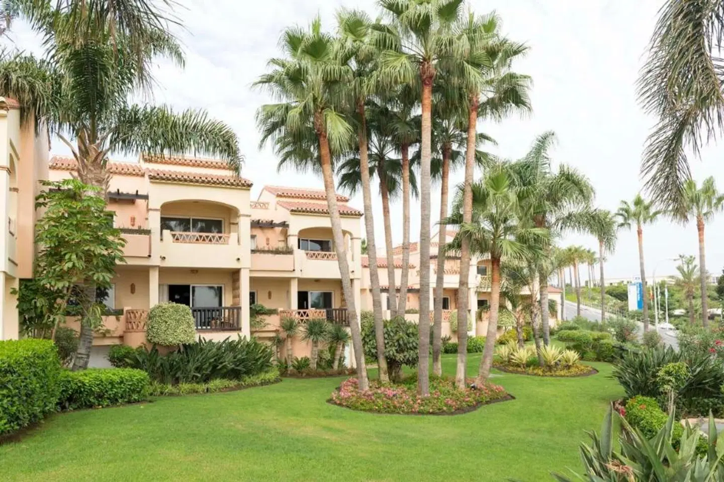 Wyndham Grand Residences Costa del Sol EXTERIOR