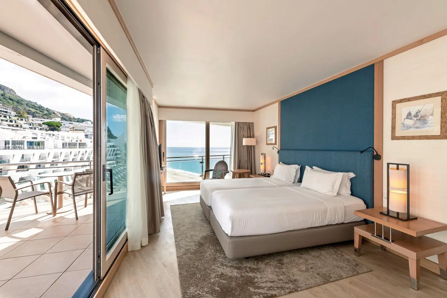Sesimbra Oceanfront Hotel ROOM_EXAMPLE