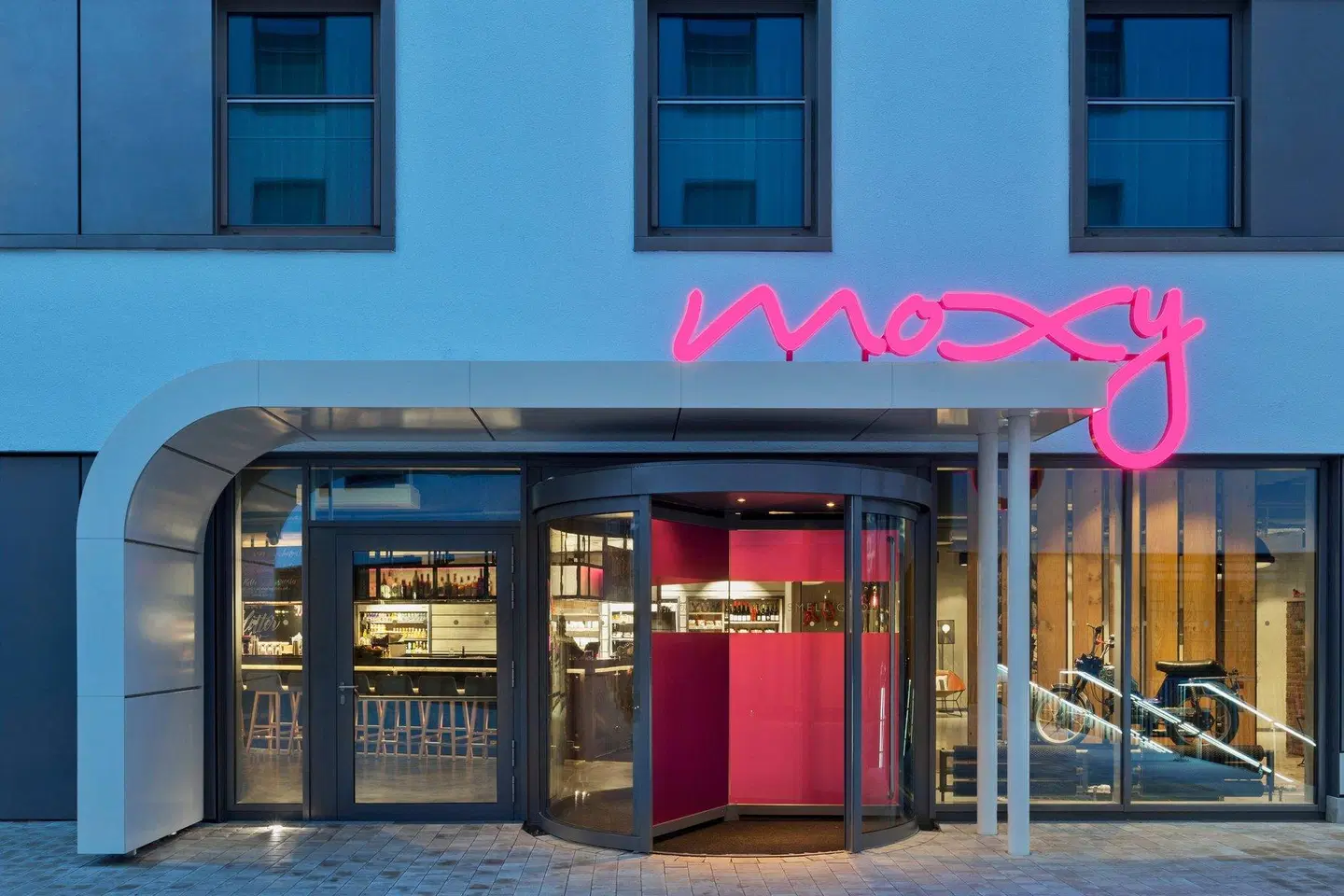 Moxy Munich Ostbahnhof EXTERIOR