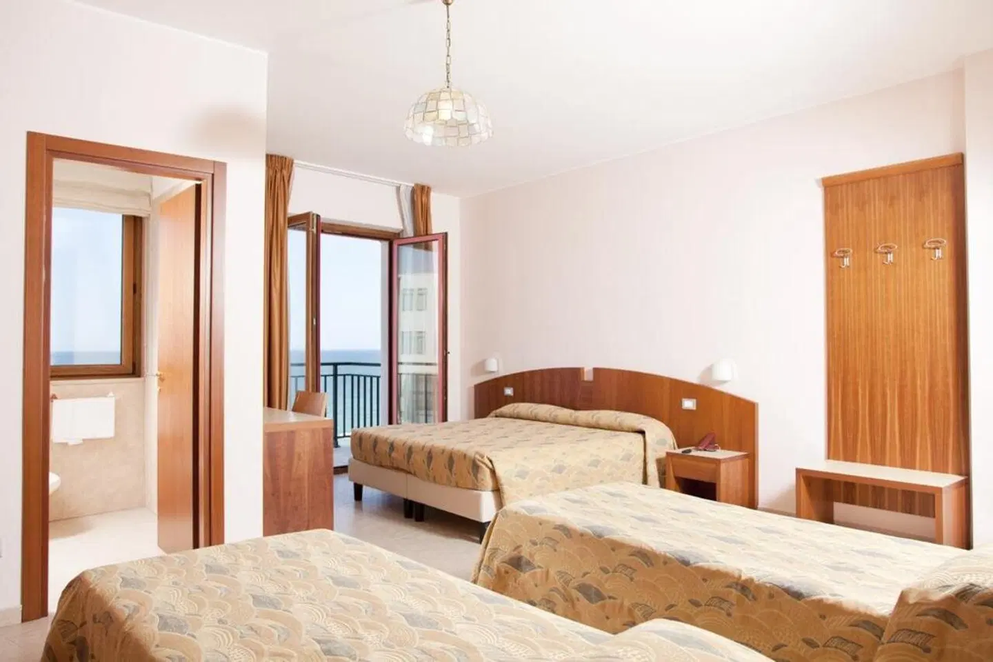 Meridiano ROOM_EXAMPLE