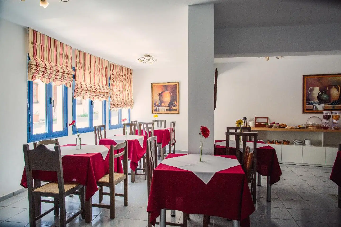 Iliana Hotel Restaurant