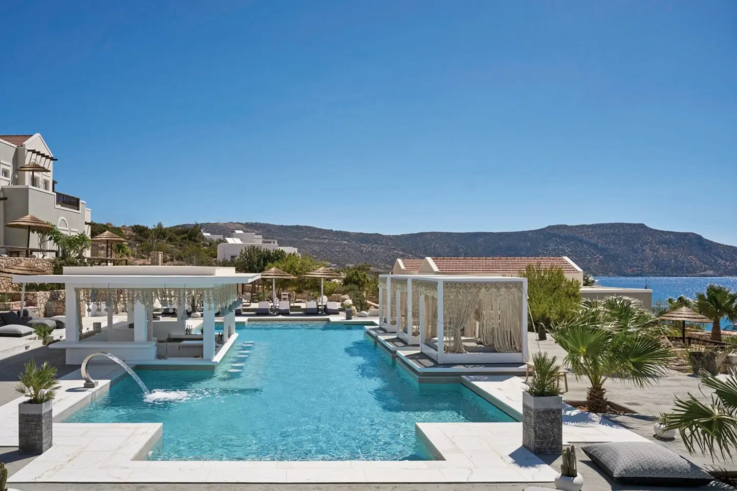 Althea Boutique Hotel OUTDOOR_POOL