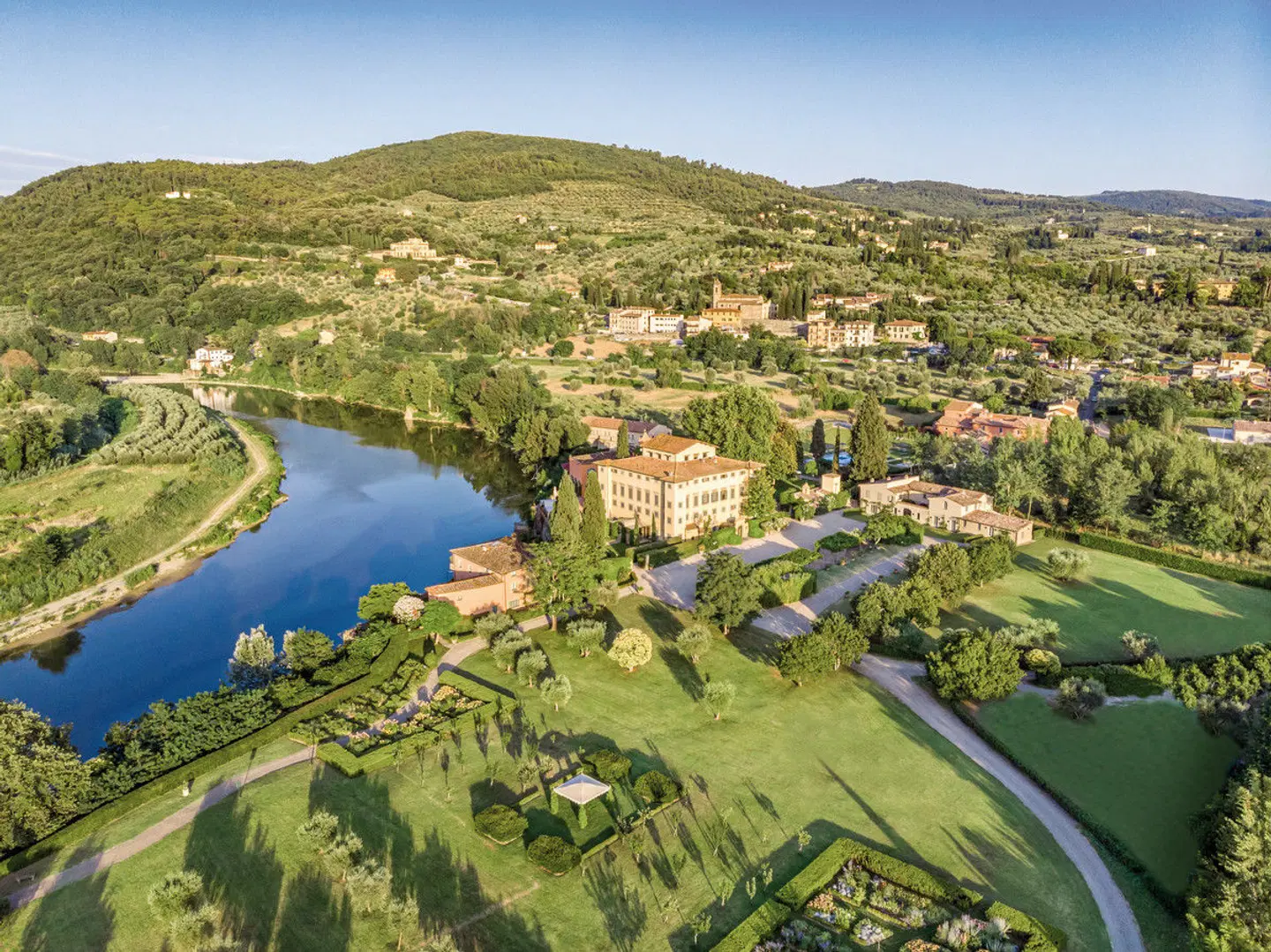 Villa La Massa LANDSCAPE