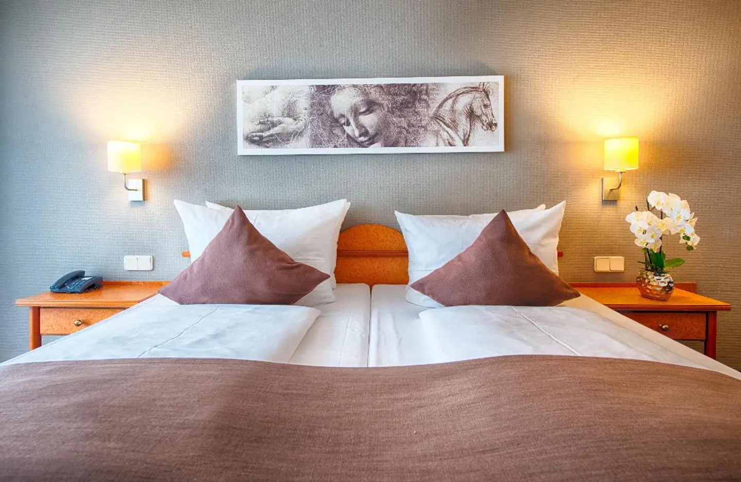 Leonardo Hotel Hamburg Airport ROOM_EXAMPLE