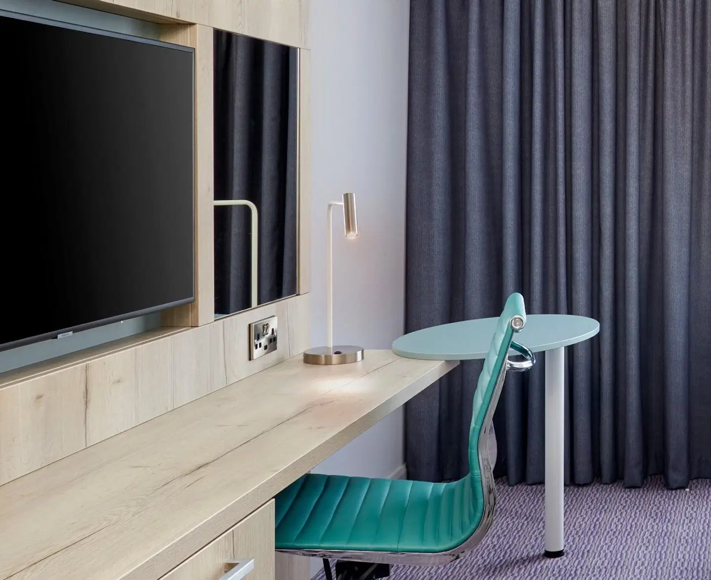 Leonardo Hotel London Croydon Badezimmer