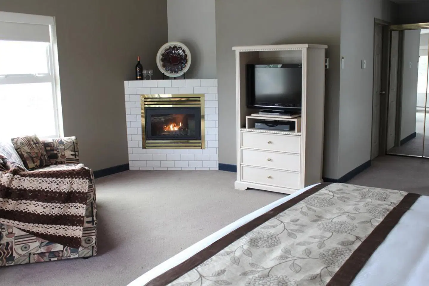 The Quarterdeck Inn & Marina Resort ROOM_EXAMPLE