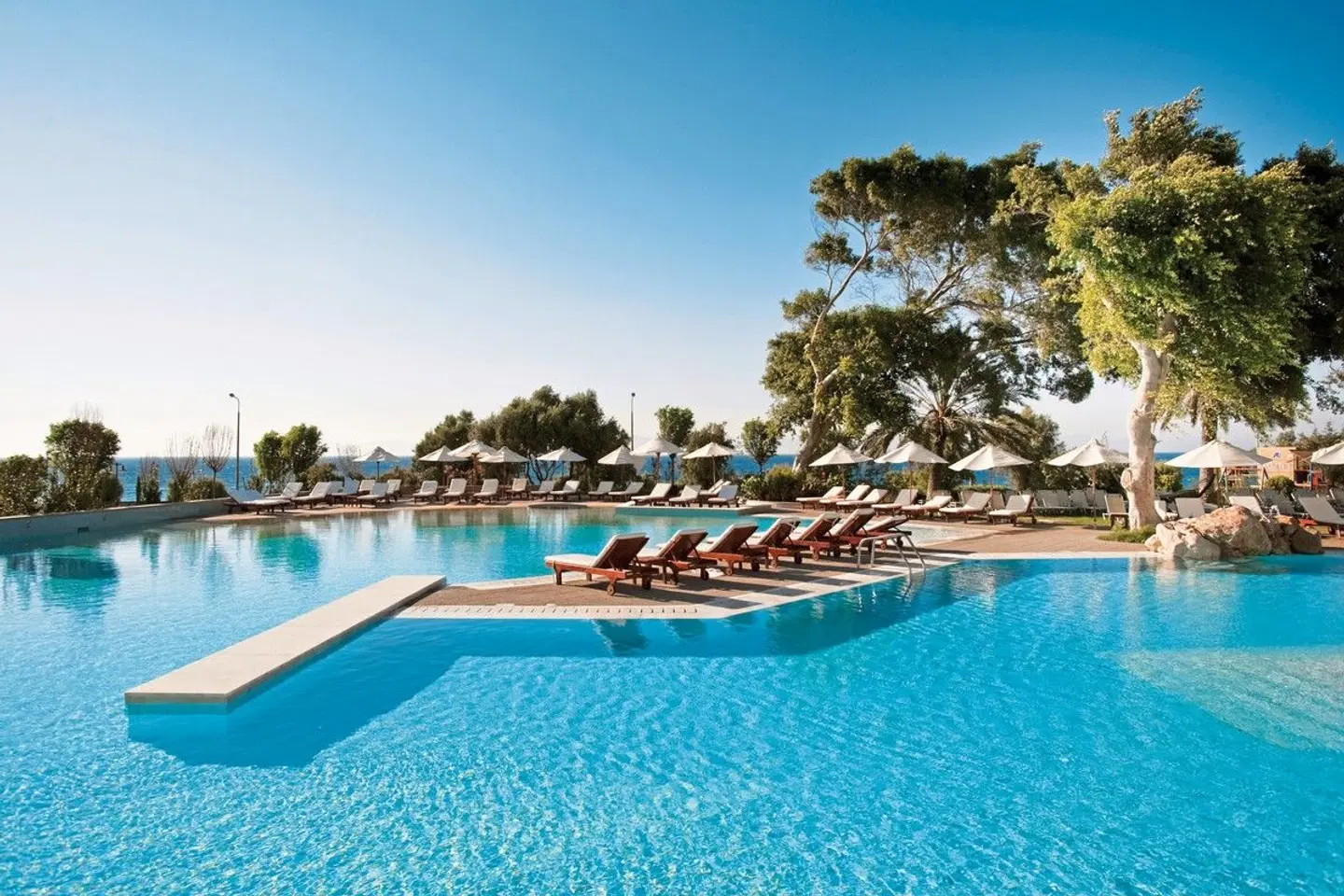 Amus Hotel & Spa OUTDOOR_POOL