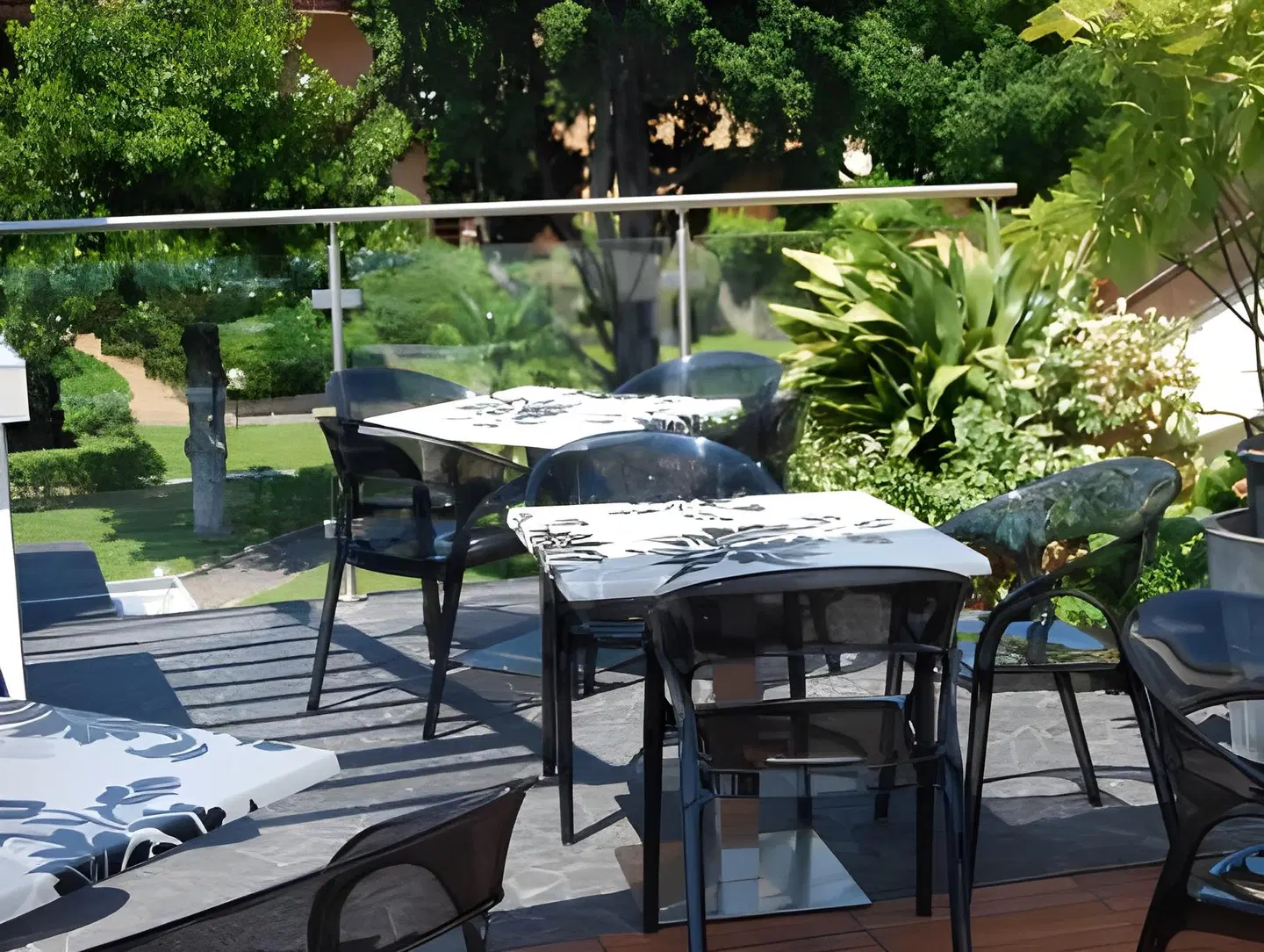 Hotel Atelier Gardone RIviera Centro & Beach by Happy Hotels Terrasse